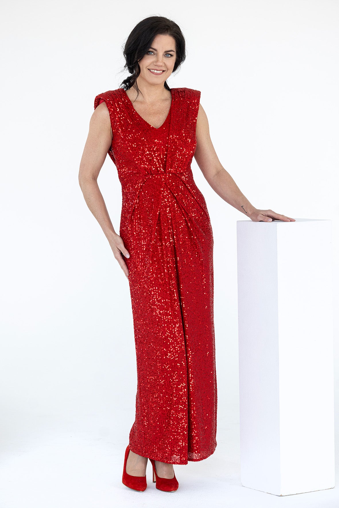 Flitrové večerní šaty